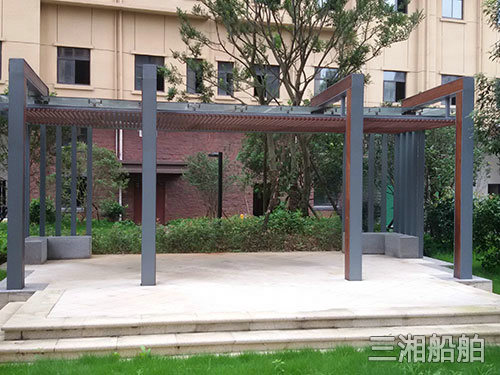 小區(qū)門頭及休息廊架